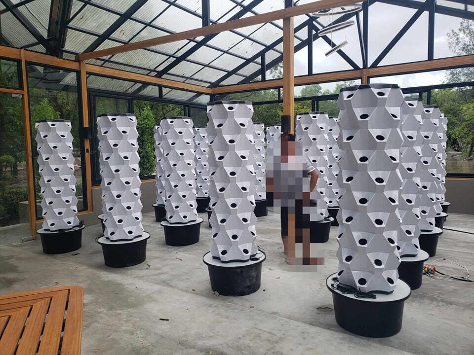 نظام زراعة عمودي هيدروبوني للب - مراجعة Hydroponic Tower وسعره